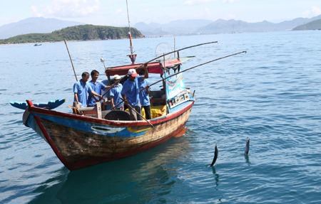 fishing with local fisherman