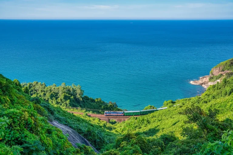 heritage train da nang hue