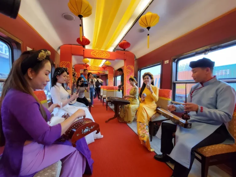 heritage train da nang hue