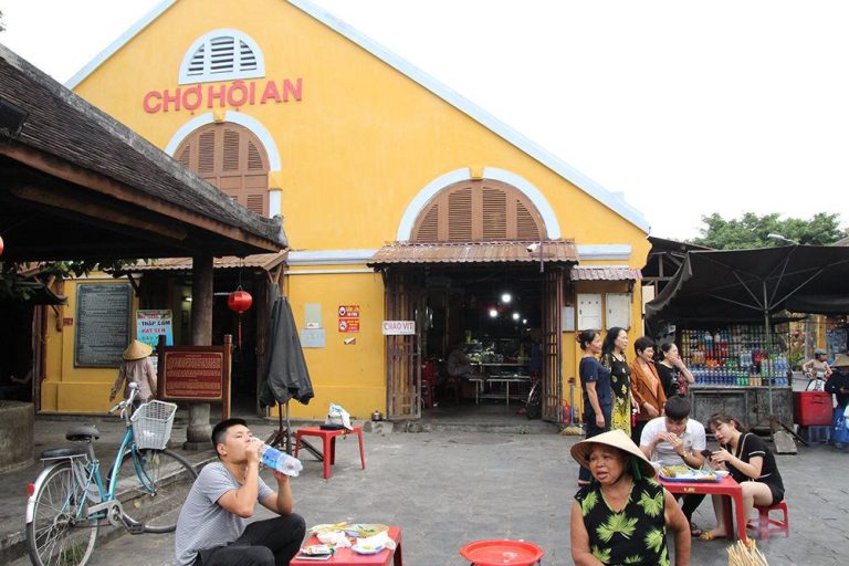 hoi an central market