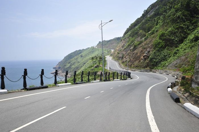 son tra peninsula danang